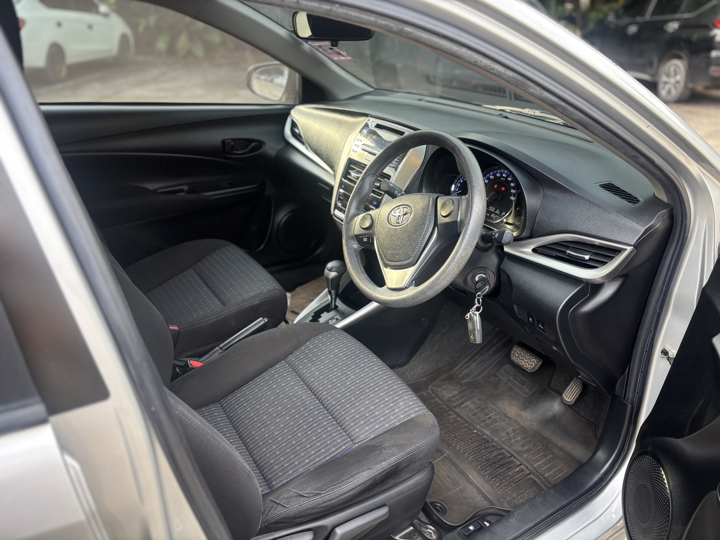 Toyota Yaris ATIVE 1.2 E Sport AT 2018