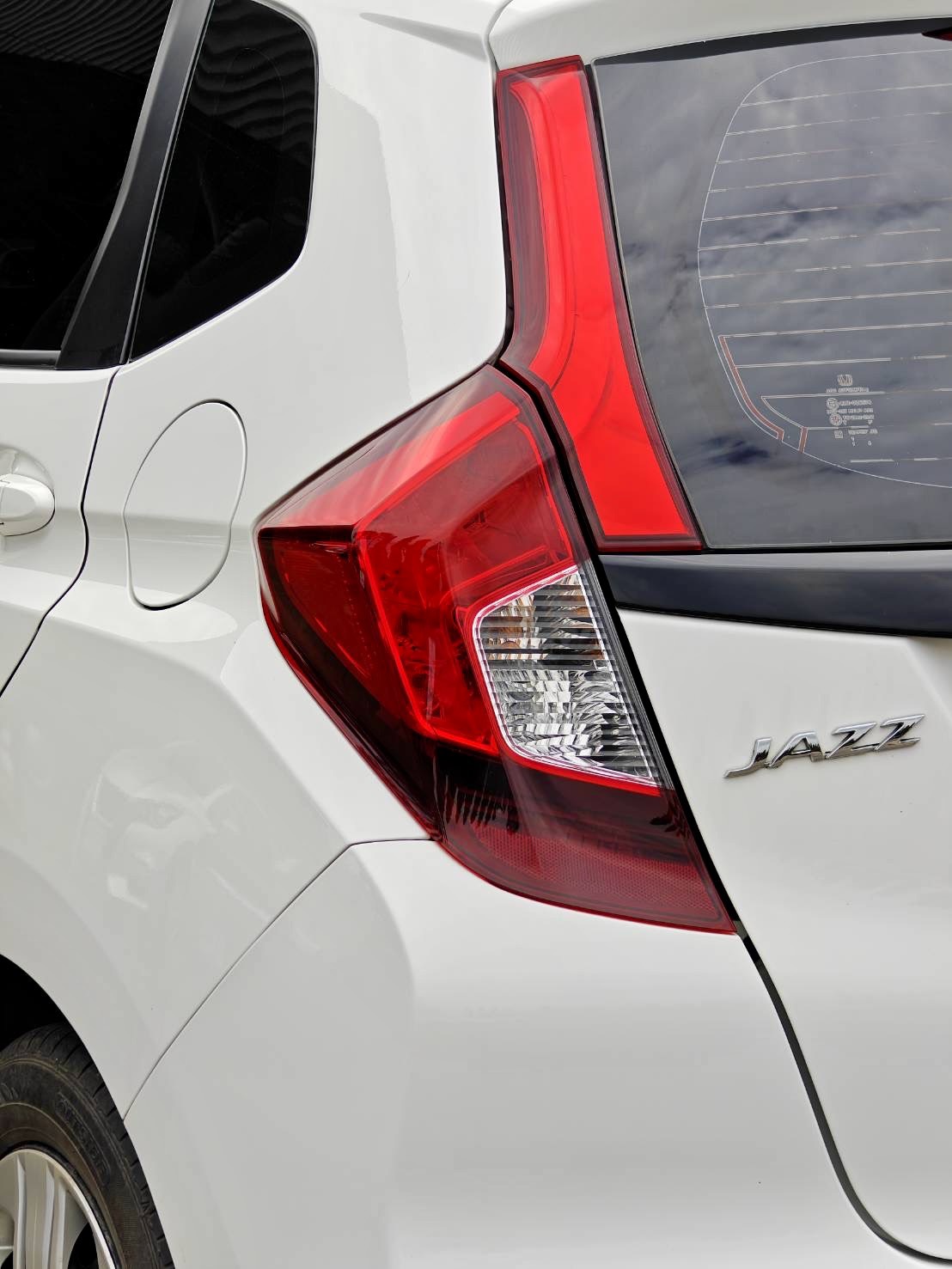 Honda Jazz 1.5 S Hatchback AT 2021
