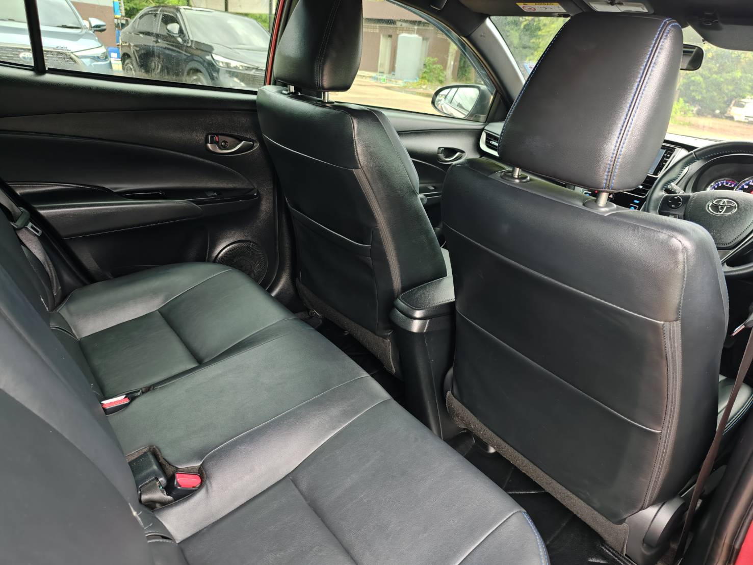 Toyota Yaris 1.2 Sport Hatchback AT ปี 2020