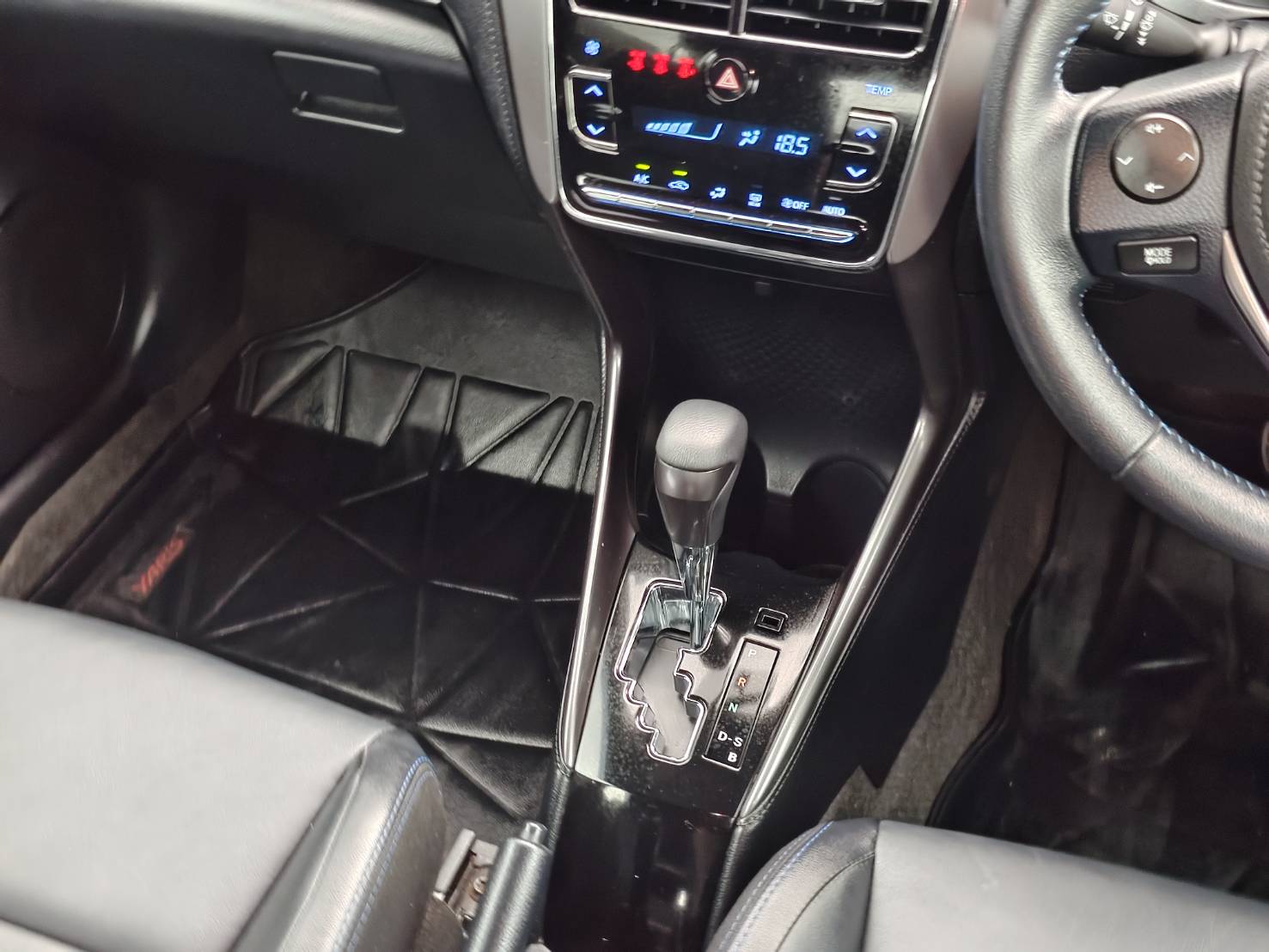 Toyota Yaris 1.2 Sport Hatchback AT ปี 2020