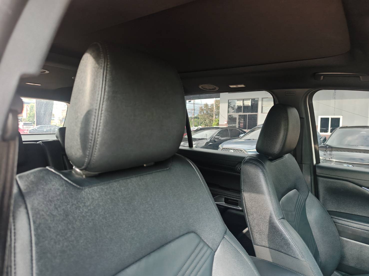 Ford Everest 2.0 Bi-Turbo Titanium+ 2WD 2023