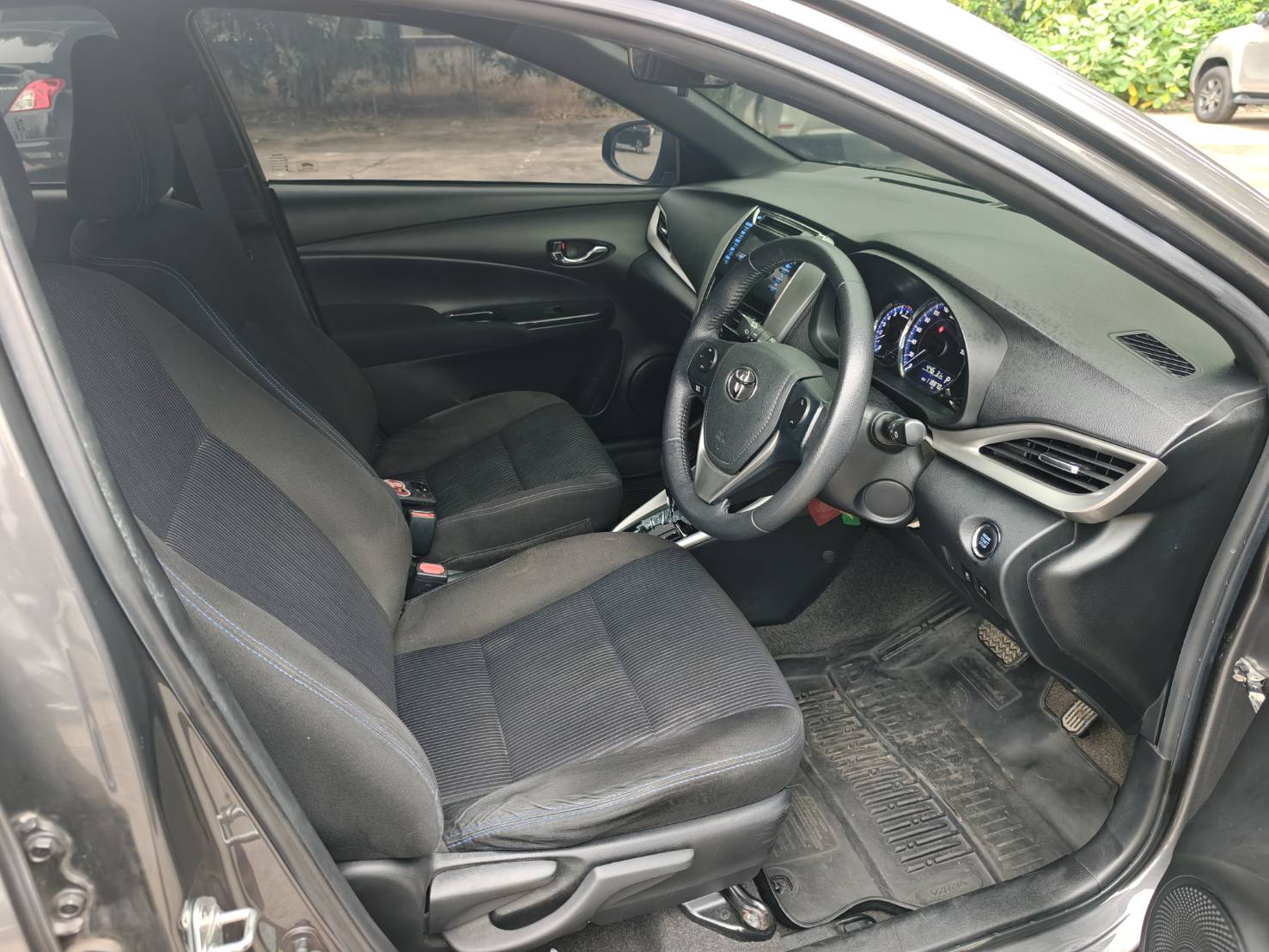 Toyota Yaris 1.2 G Hatchback AT 2018