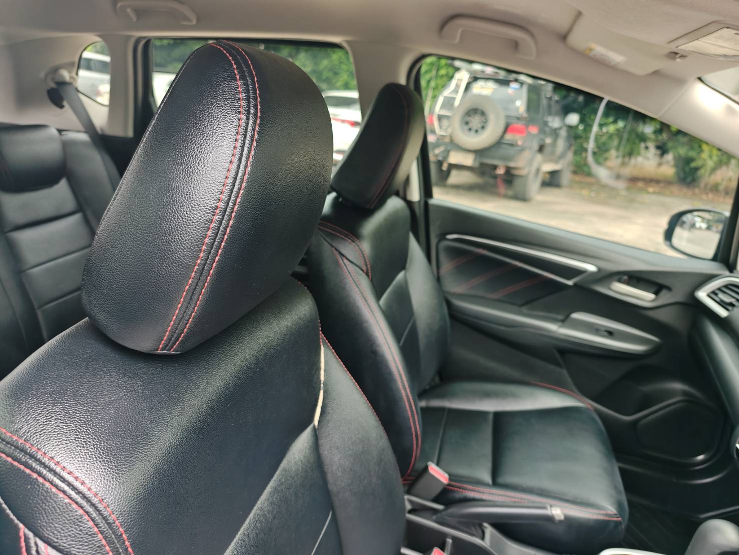 Honda Jazz 1.5 V+ Hatchback AT 2019
