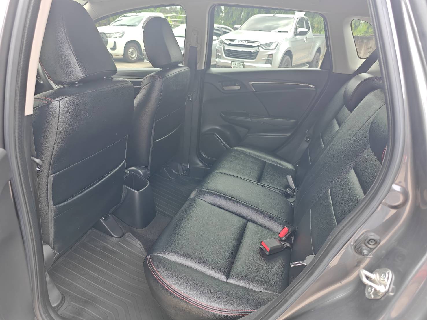Honda Jazz 1.5 V+ Hatchback AT 2019