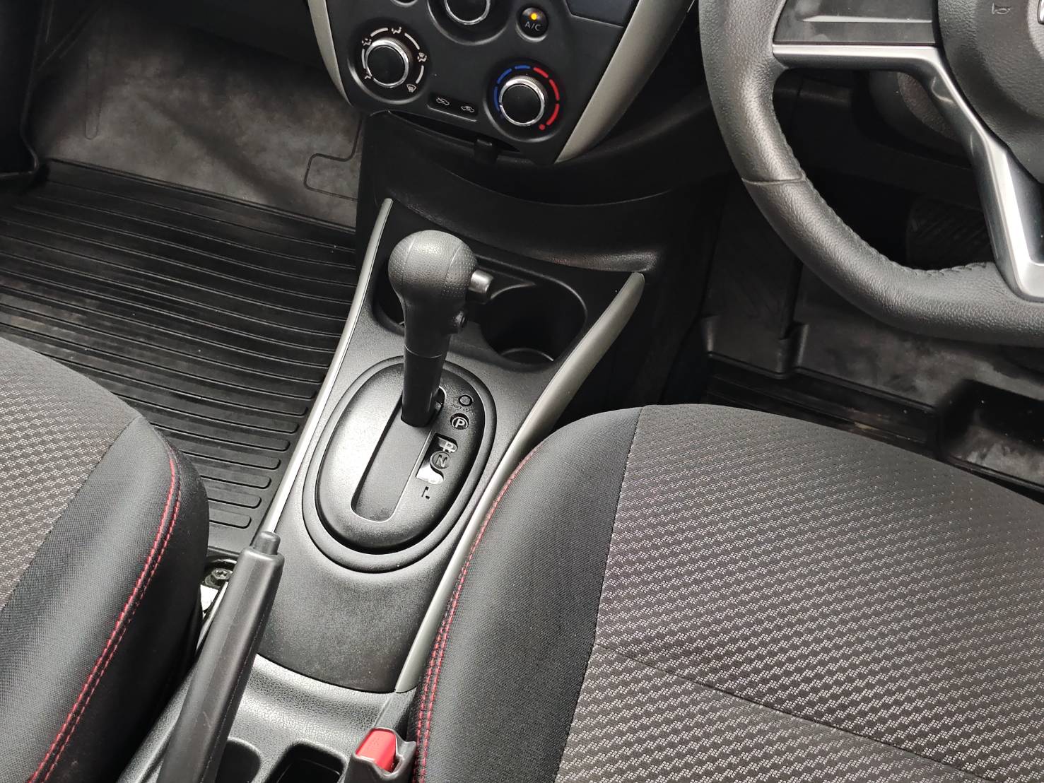Nissan Almera 1.2 E Sportech AT 2019