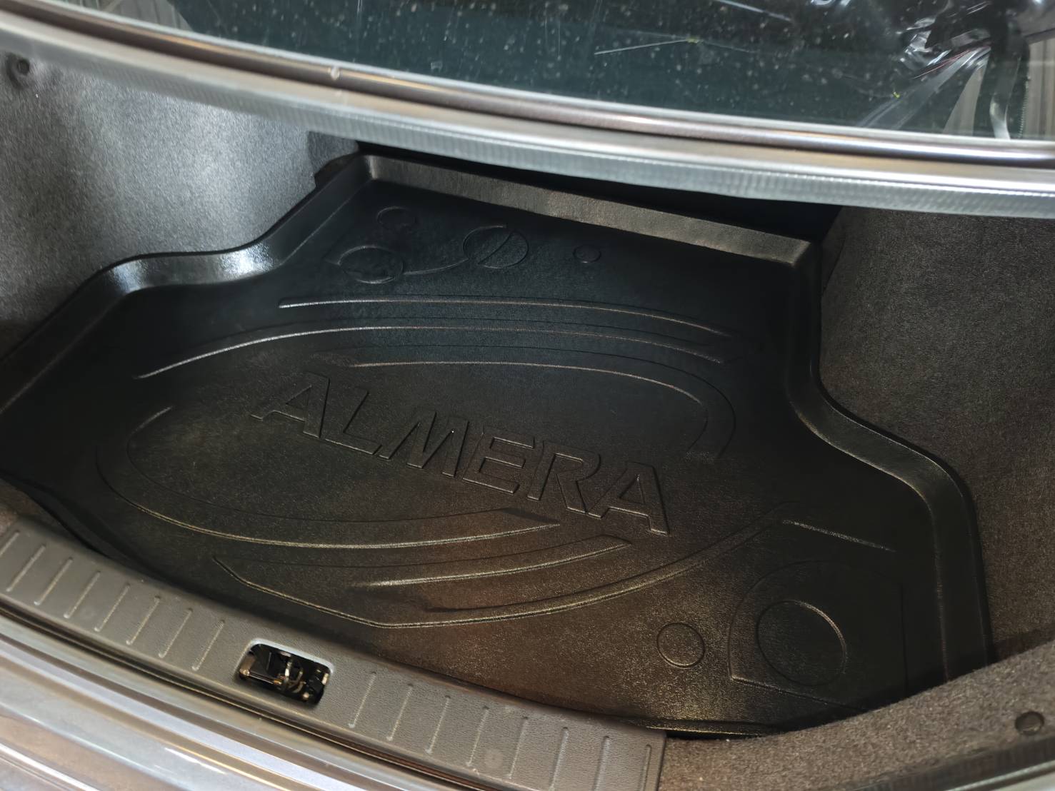Nissan Almera 1.2 E Sportech AT 2019