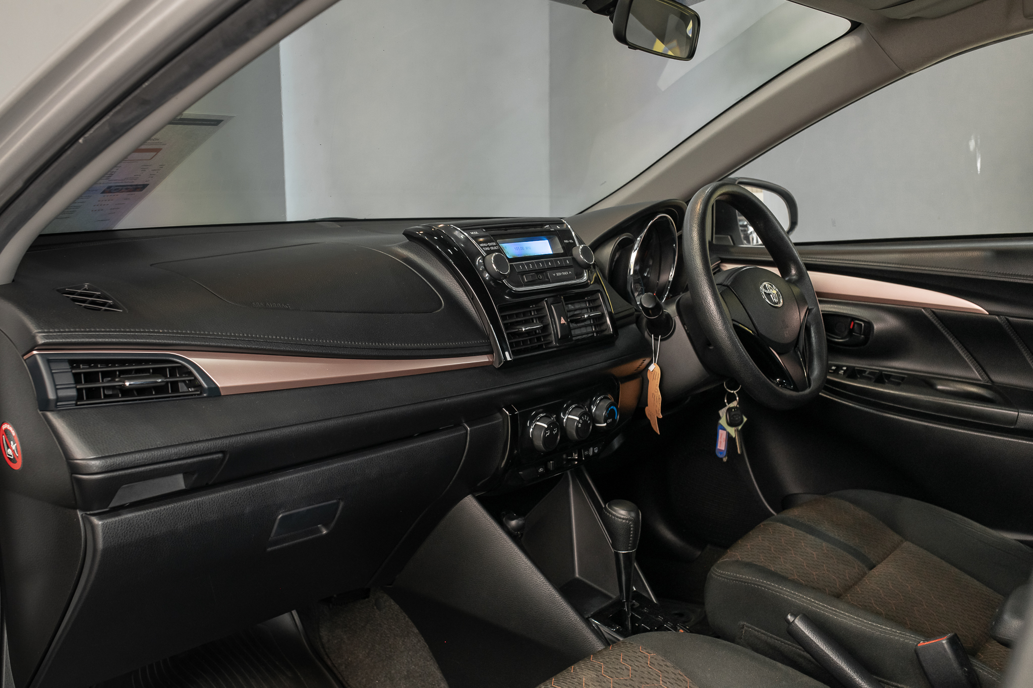 Toyota Vios 1.5 E Sedan AT 2018