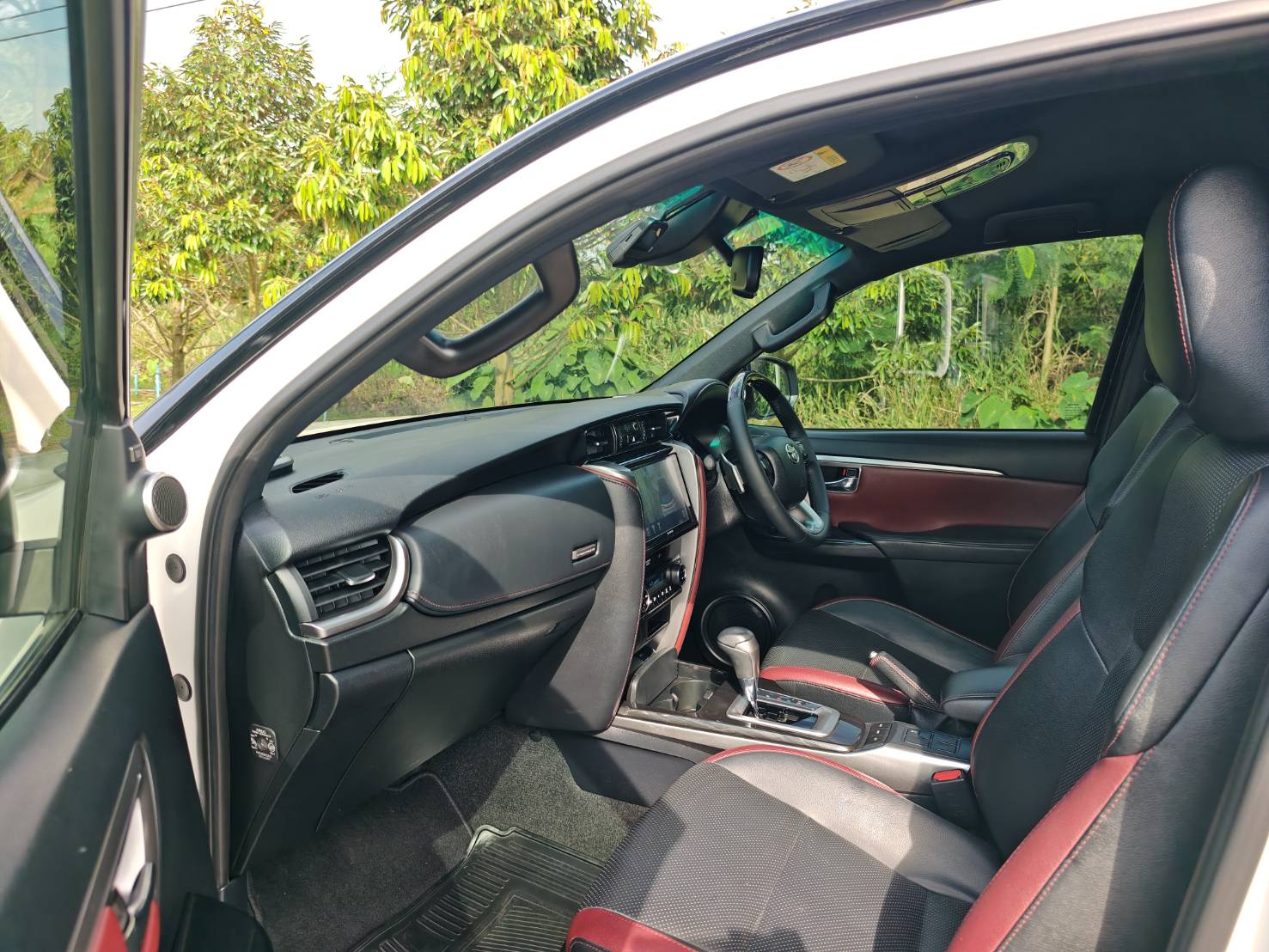 Toyota Fortuner 2.8 Legender SUV AT 2022
