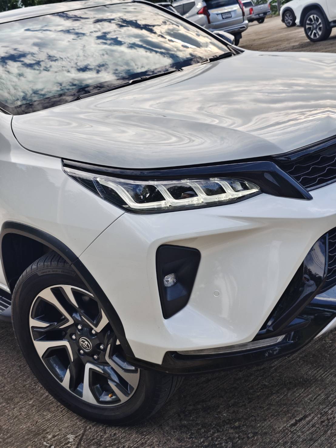 Toyota Fortuner 2.8 Legender SUV AT 2022