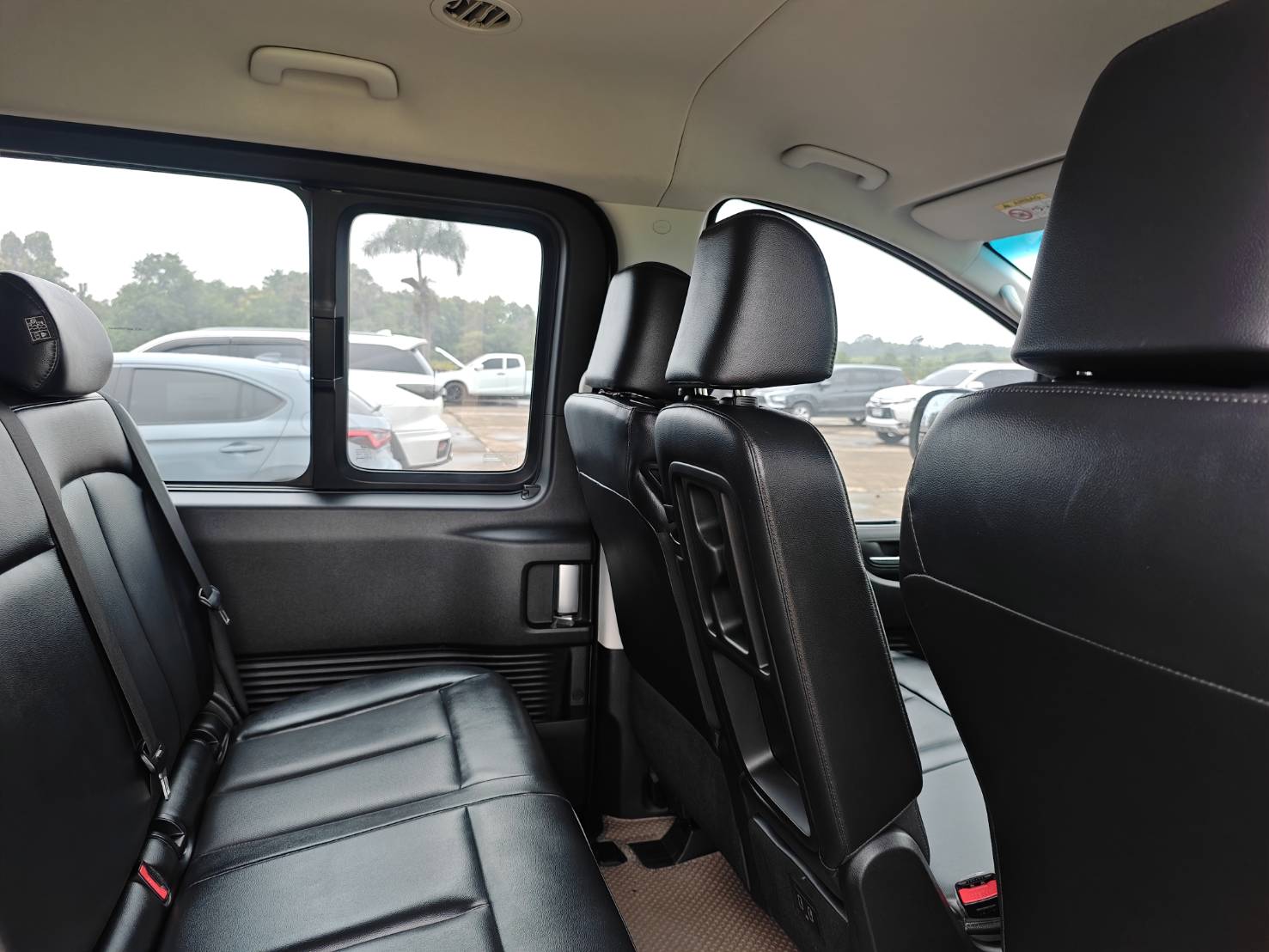 ็็Hyundai Staria 2.2 S 2021