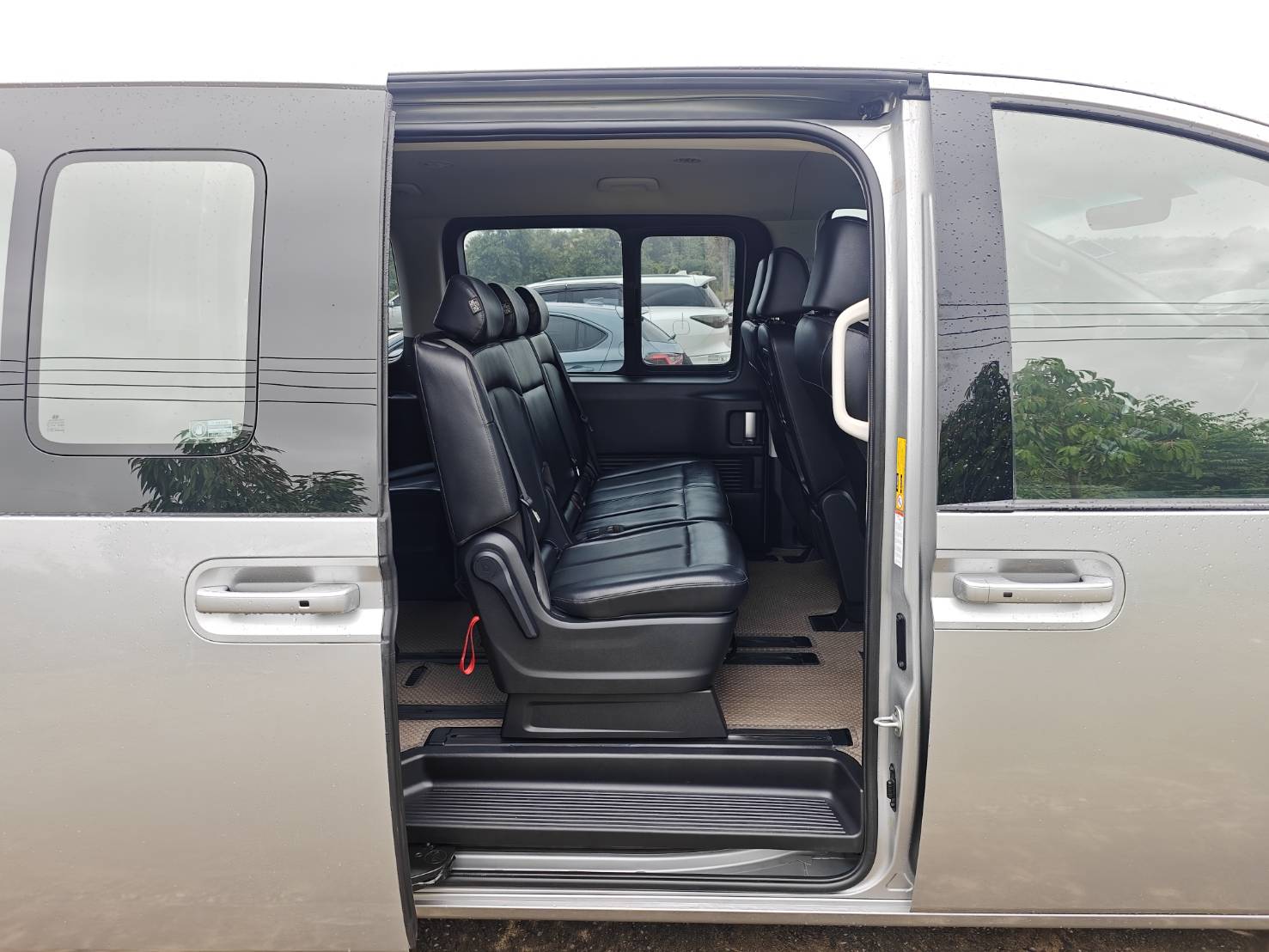 ็็Hyundai Staria 2.2 S 2021