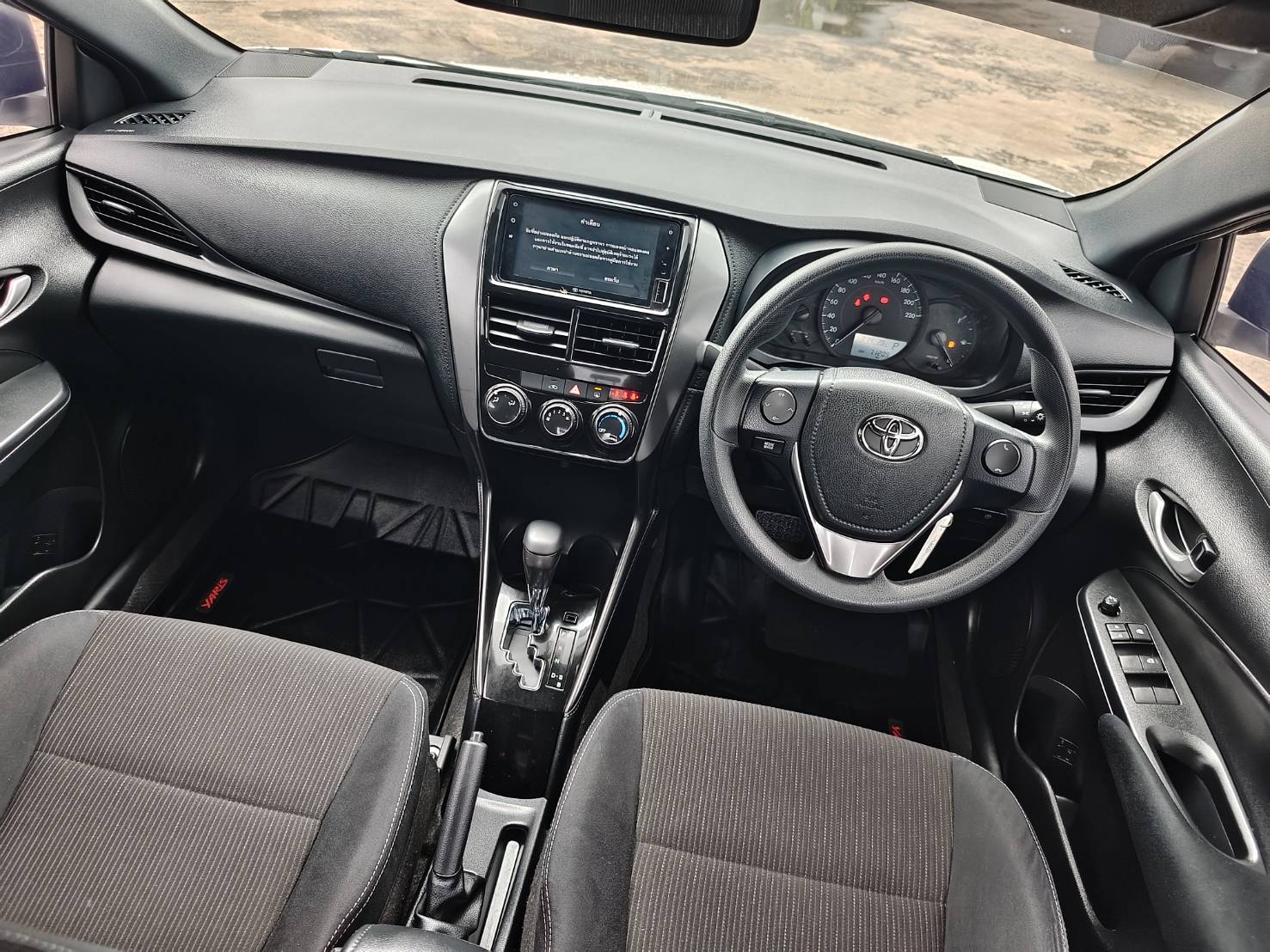 Toyota Yaris 1.2 Sport Hatchback AT ปี 2023
