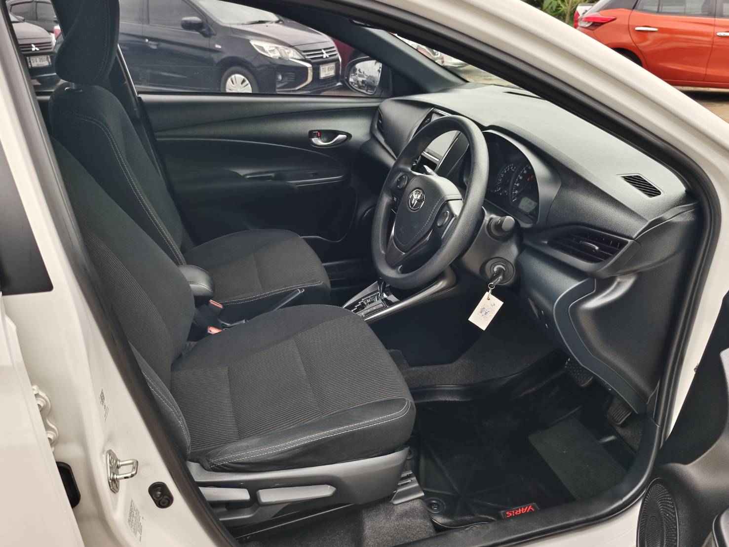 Toyota Yaris 1.2 Sport Hatchback AT ปี 2023
