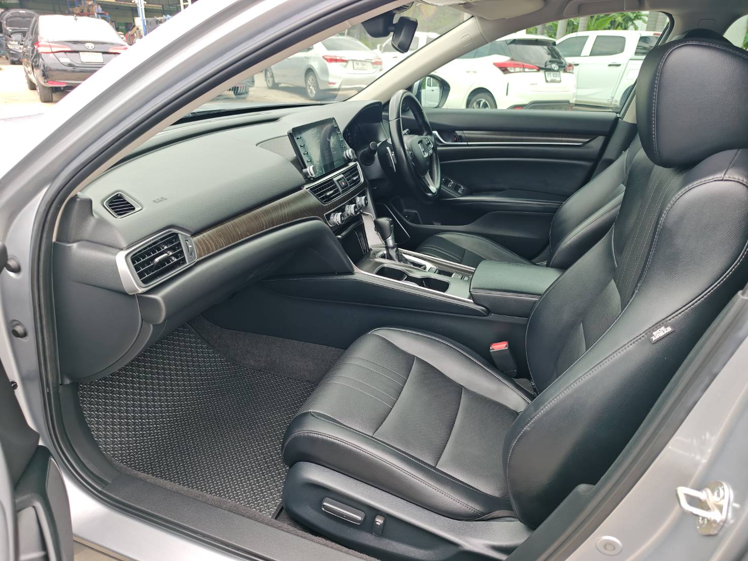 Honda Accord 1.5 Turbo EL Sedan AT 2022