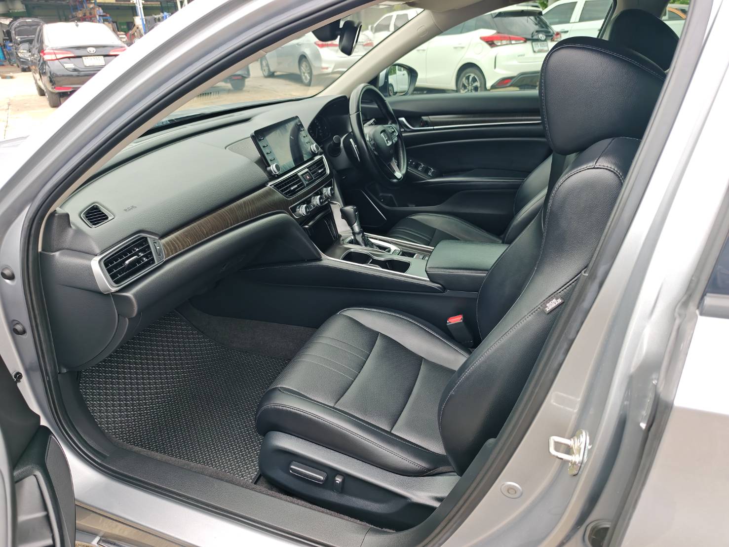 Honda Accord 1.5 Turbo EL Sedan AT 2022