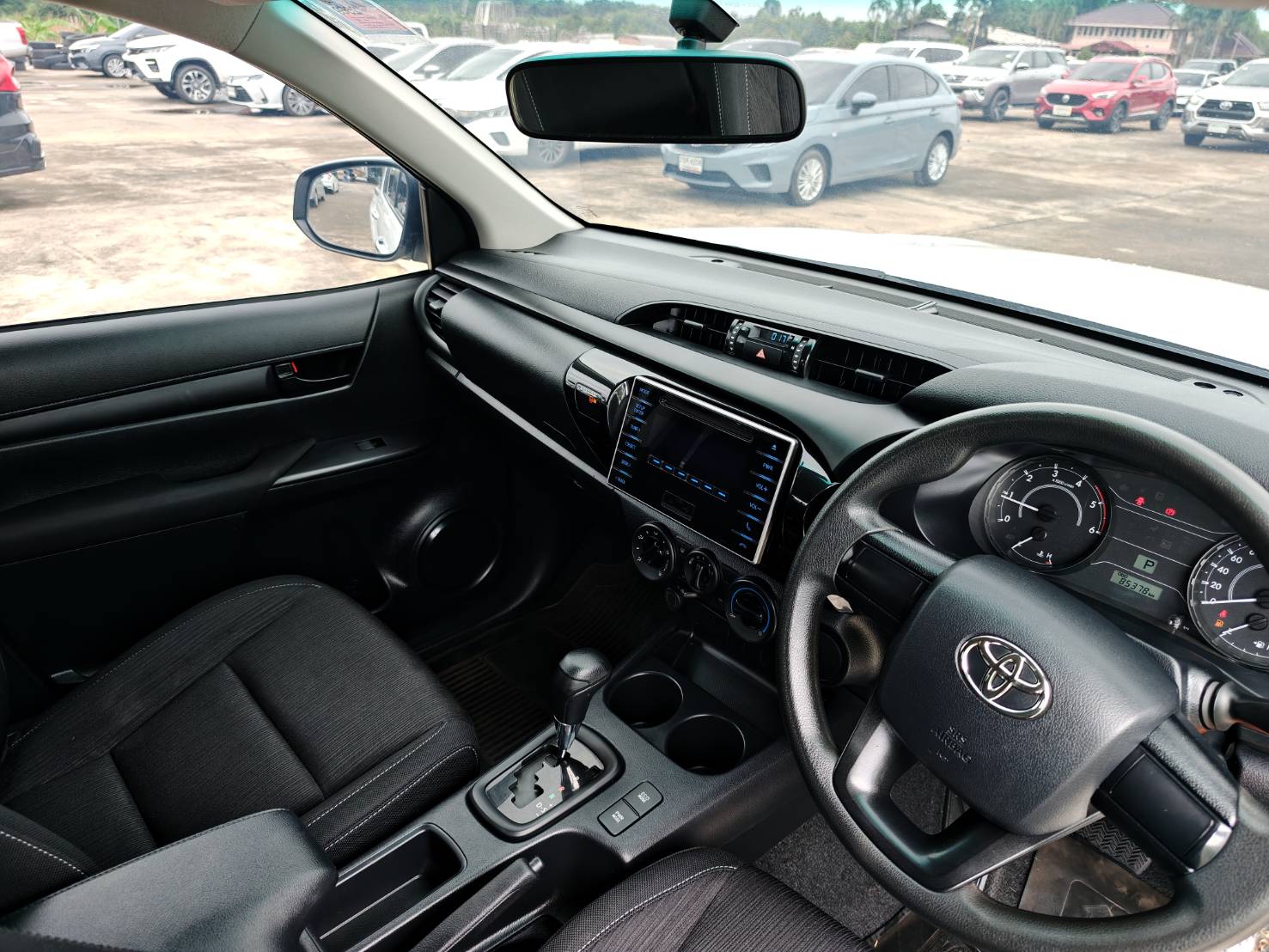 Toyota Hilux Revo Double Cab 2.4 J Plus AT 2019