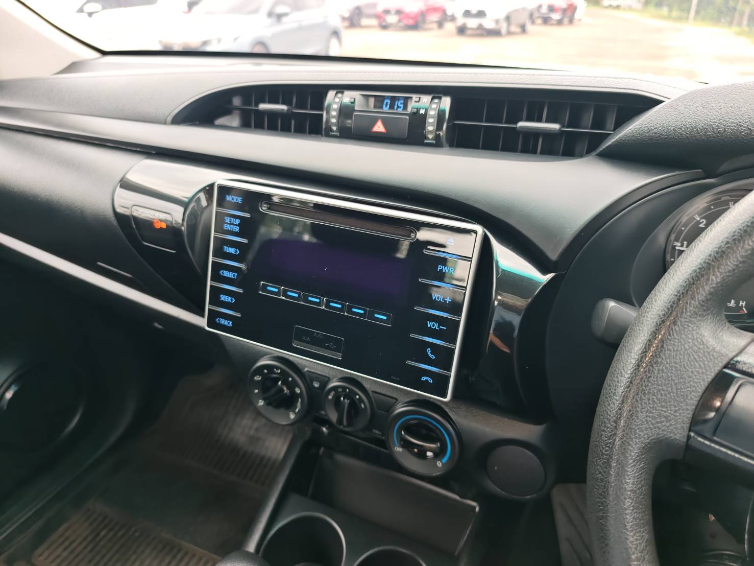 Toyota Hilux Revo Double Cab 2.4 J Plus AT 2019