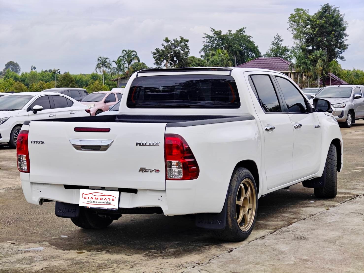 Toyota Hilux Revo Double Cab 2.4 J Plus AT 2019