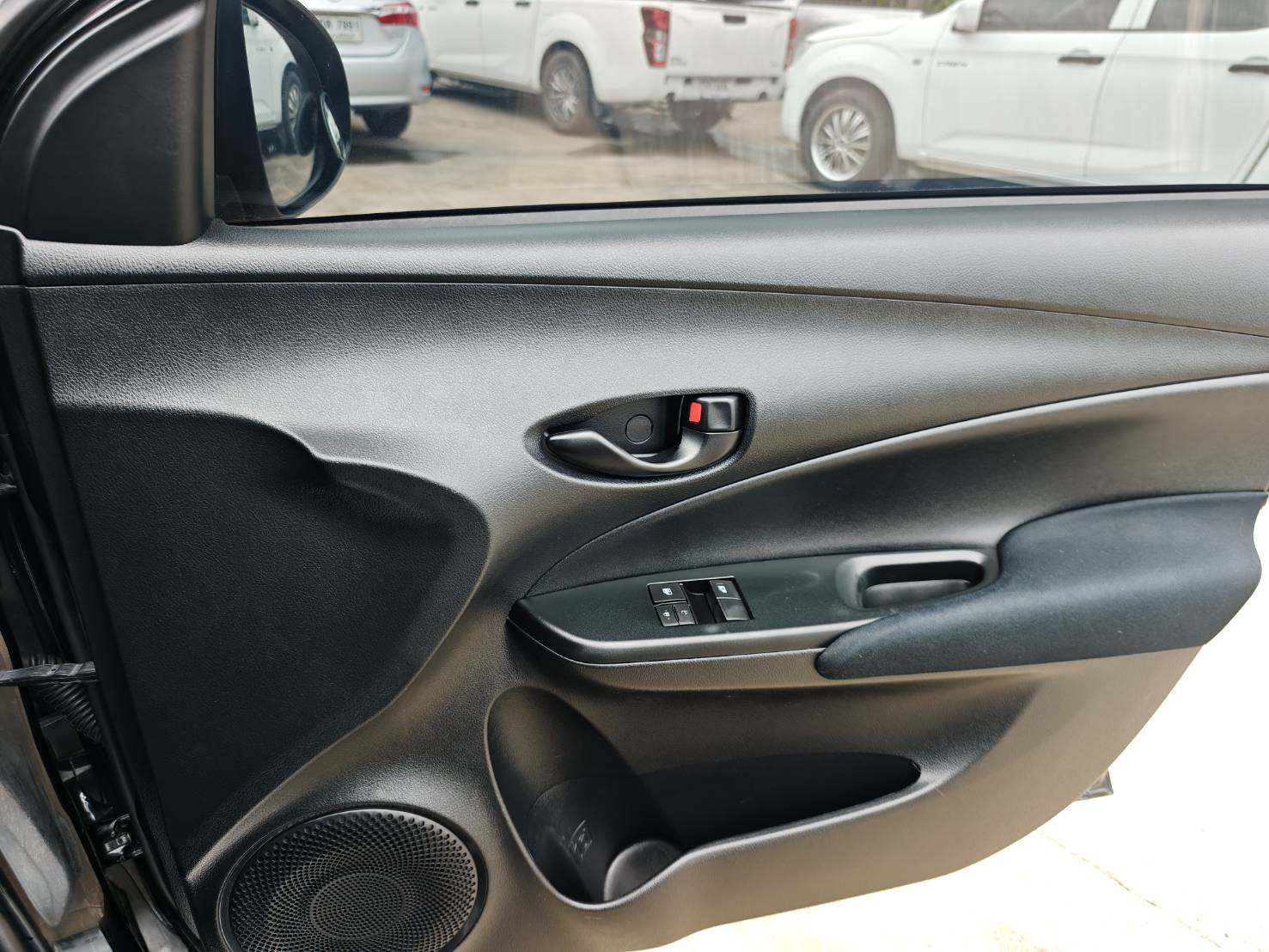 Toyota Yaris ATIVE 1.2 J Eco Sport AT 2018