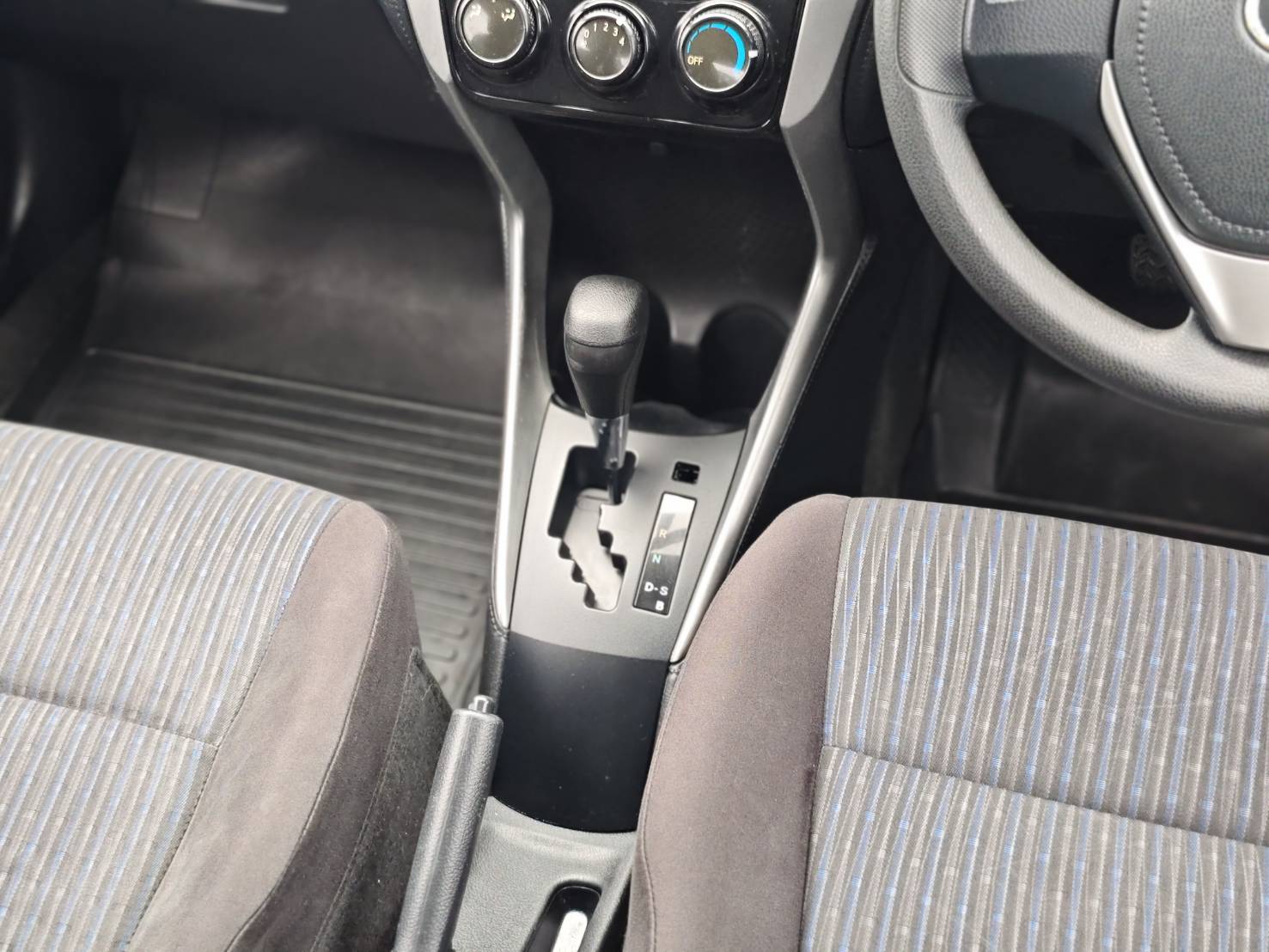 Toyota Yaris ATIVE 1.2 J Eco Sport AT 2018