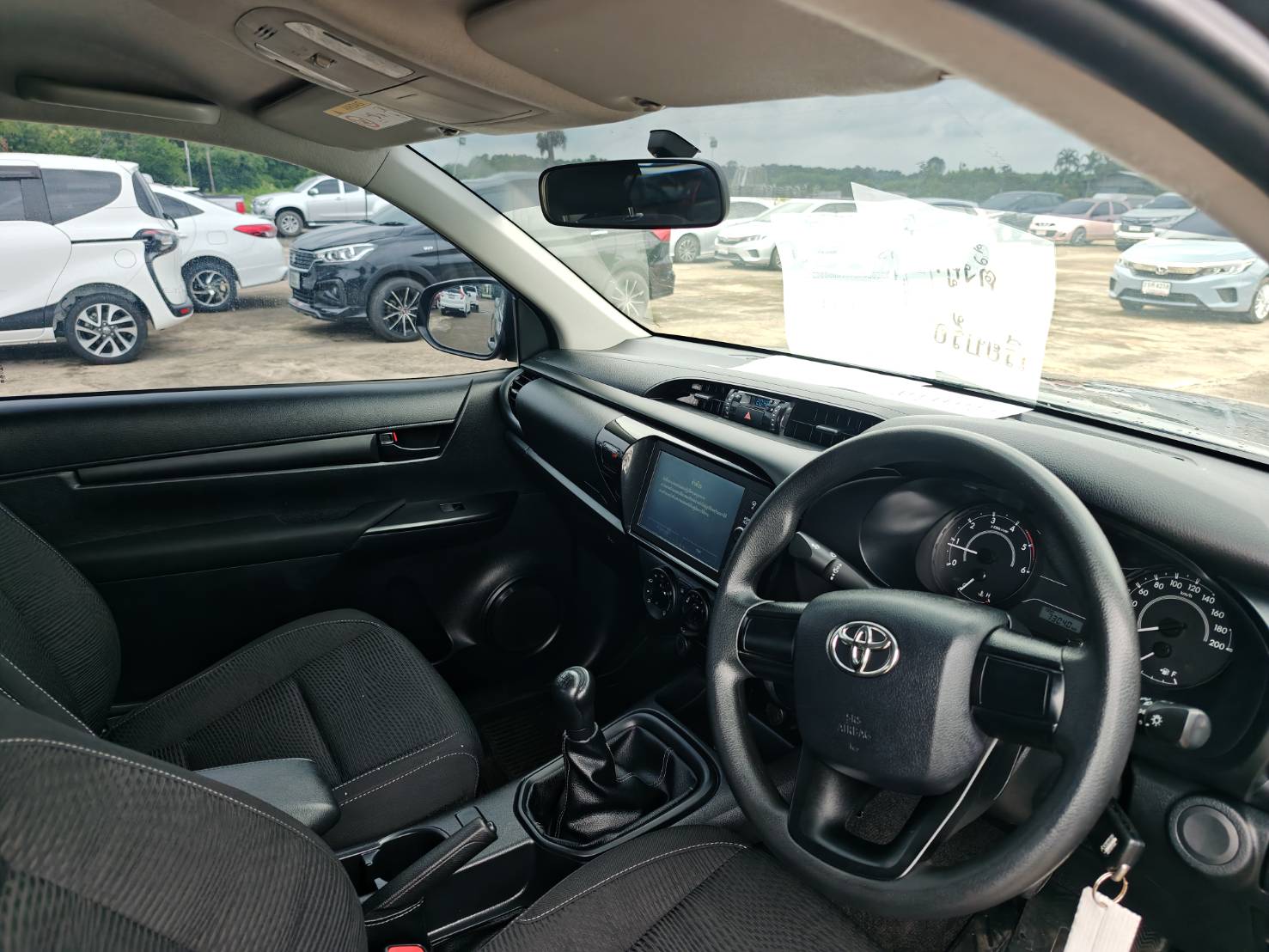 Toyota Hilux Revo Smart Cab 2.4 Entry Z Edition MT 2020