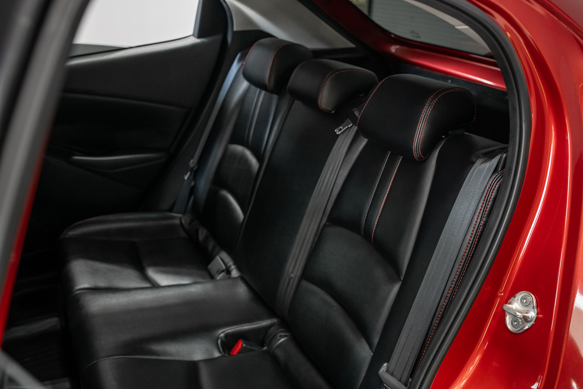 MAZDA 2 1.3 Skyactiv-G S Leather Sports Sedan AT 2022