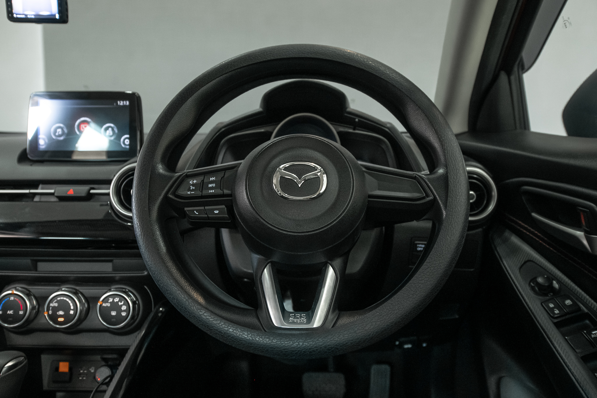 MAZDA 2 1.3 Skyactiv-G S Leather Sports Sedan AT 2022