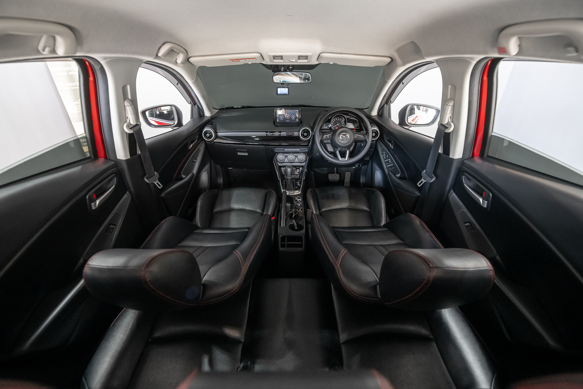 MAZDA 2 1.3 Skyactiv-G S Leather Sports Sedan AT 2022
