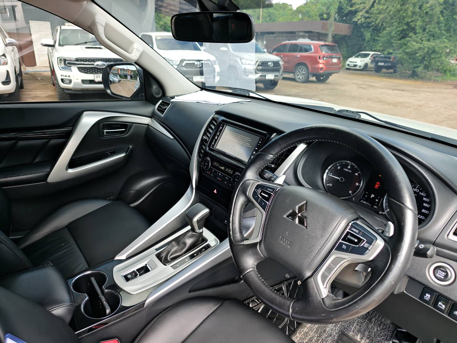 Mitsubishi Pajero Sport 2.4 GT Premium SUV 4WD AT 2016