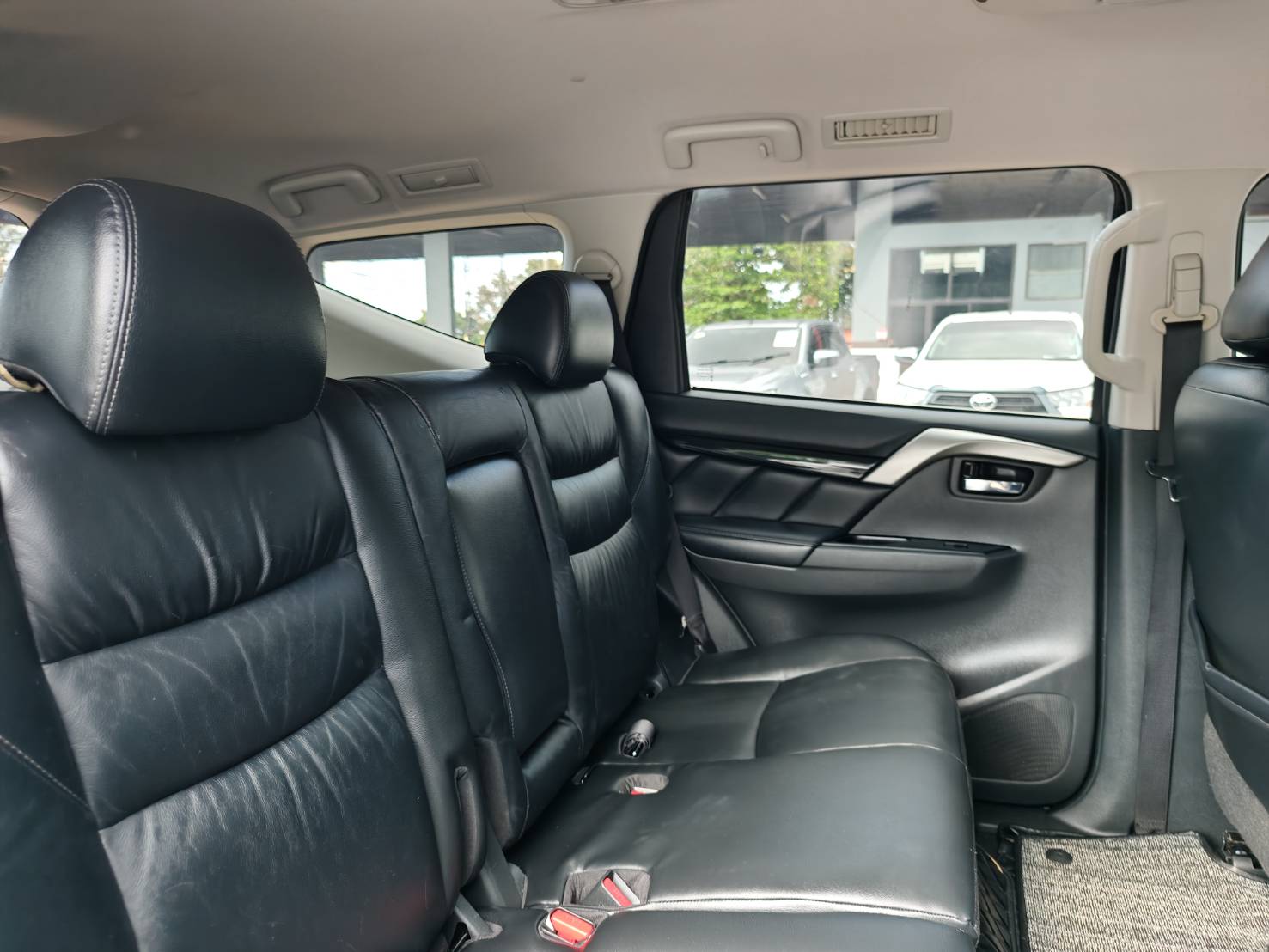 Mitsubishi Pajero Sport 2.4 GT Premium SUV 4WD AT 2016