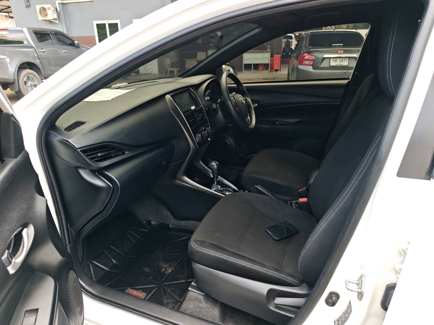 Toyota Yaris 1.2 Sport Hatchback AT 2023