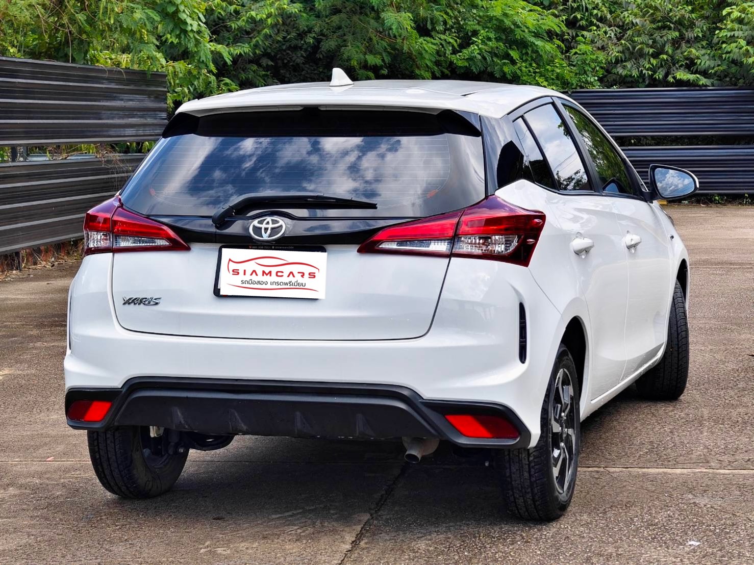 Toyota Yaris 1.2 Sport Hatchback AT 2023