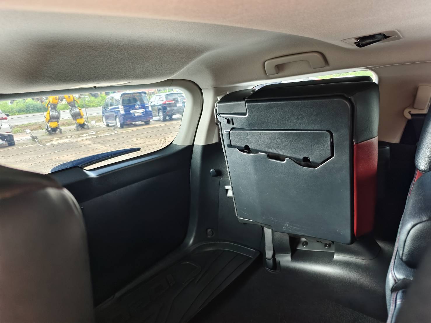 Toyota Fortuner 2.8 V TRD Sportivo ll Black Top SUV AT 2020