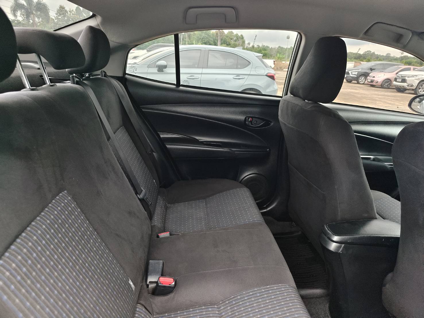 Toyota Yaris ATIVE 1.2 J Sport AT 2018