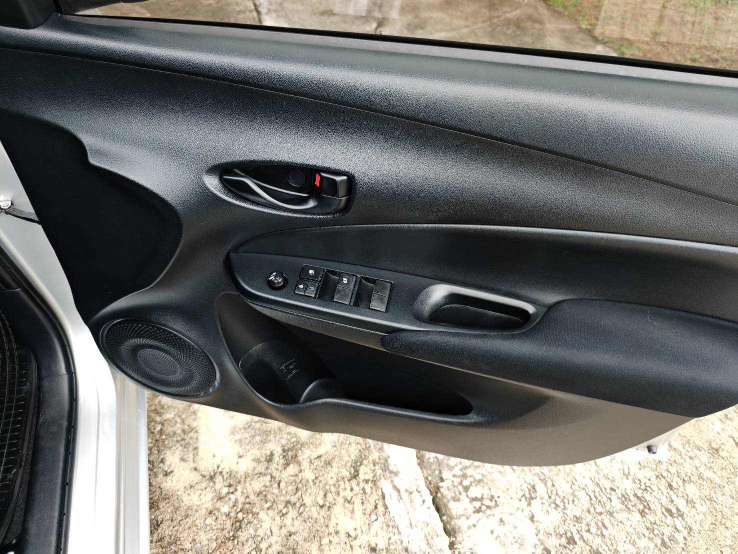 Toyota Yaris ATIVE 1.2 J Sport AT 2018