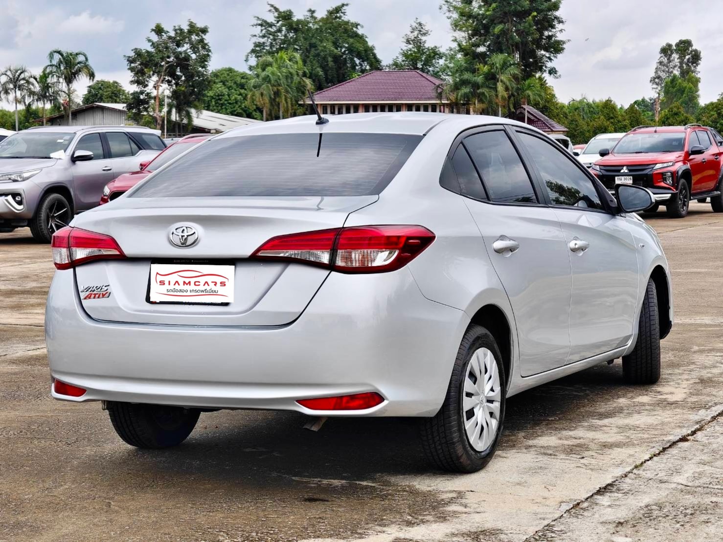 Toyota Yaris ATIVE 1.2 J Sport AT 2018