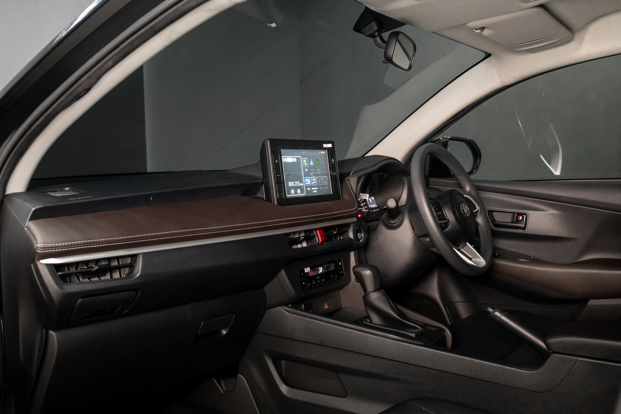 Toyota Yaris ATIVE 1.2 Sport AT 2023