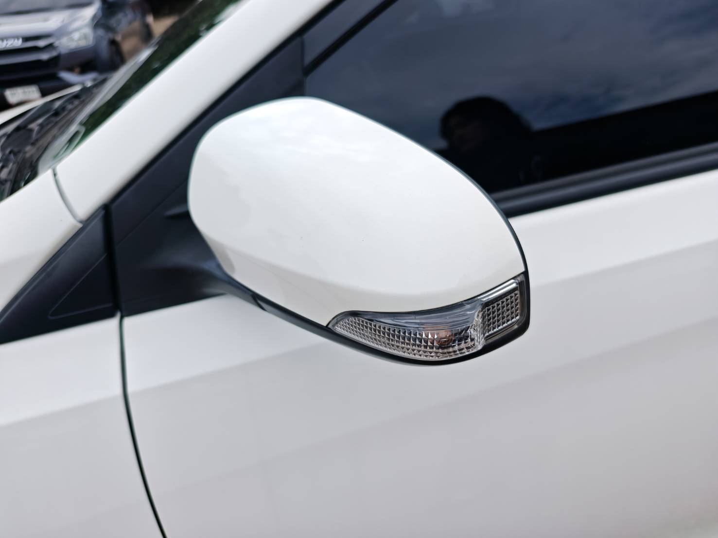 Toyota Vios 1.5 Mid Sedan AT ปี 2021