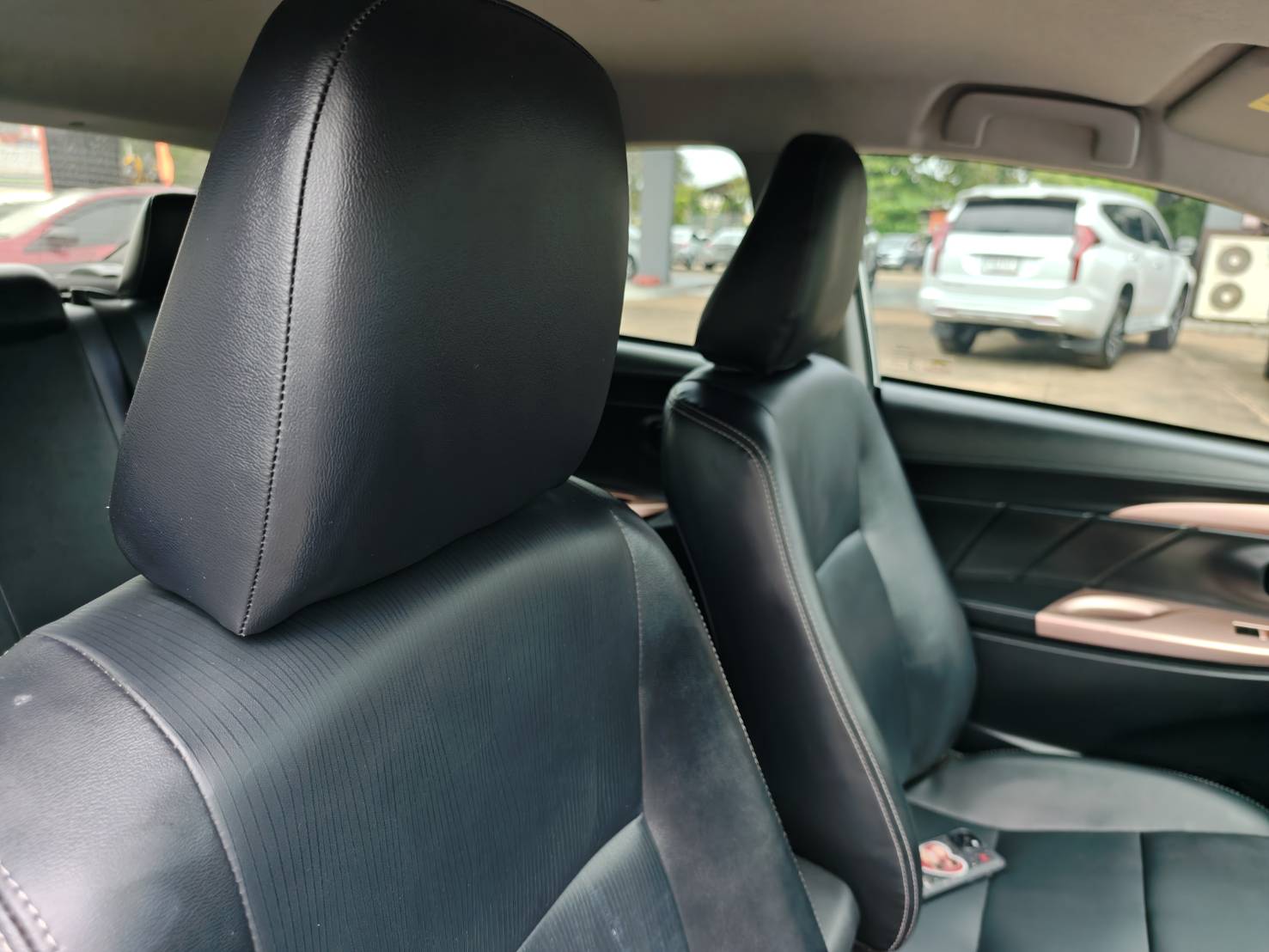 Toyota Vios 1.5 Mid Sedan AT ปี 2021