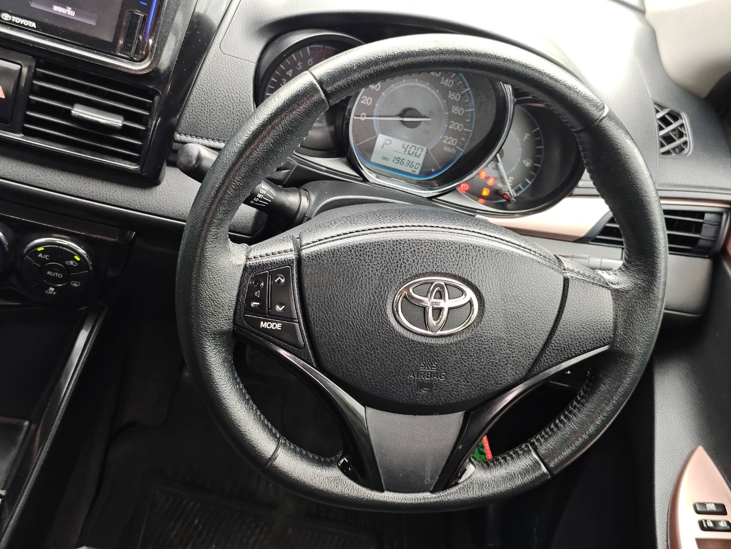 Toyota Vios 1.5 Mid Sedan AT ปี 2021