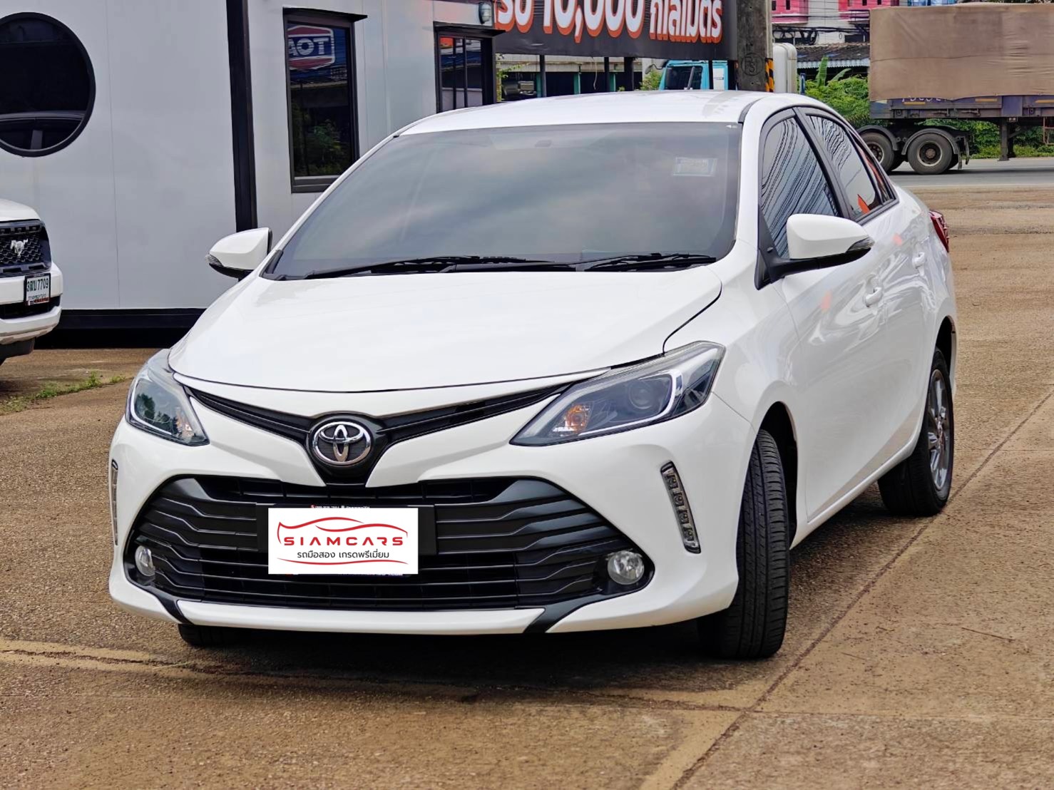 Toyota Vios 1.5 Mid Sedan AT ปี 2021
