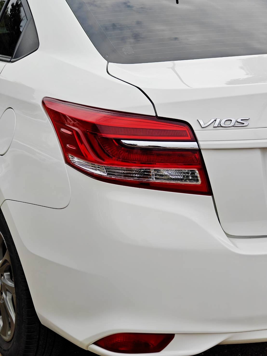 Toyota Vios 1.5 Mid Sedan AT ปี 2021