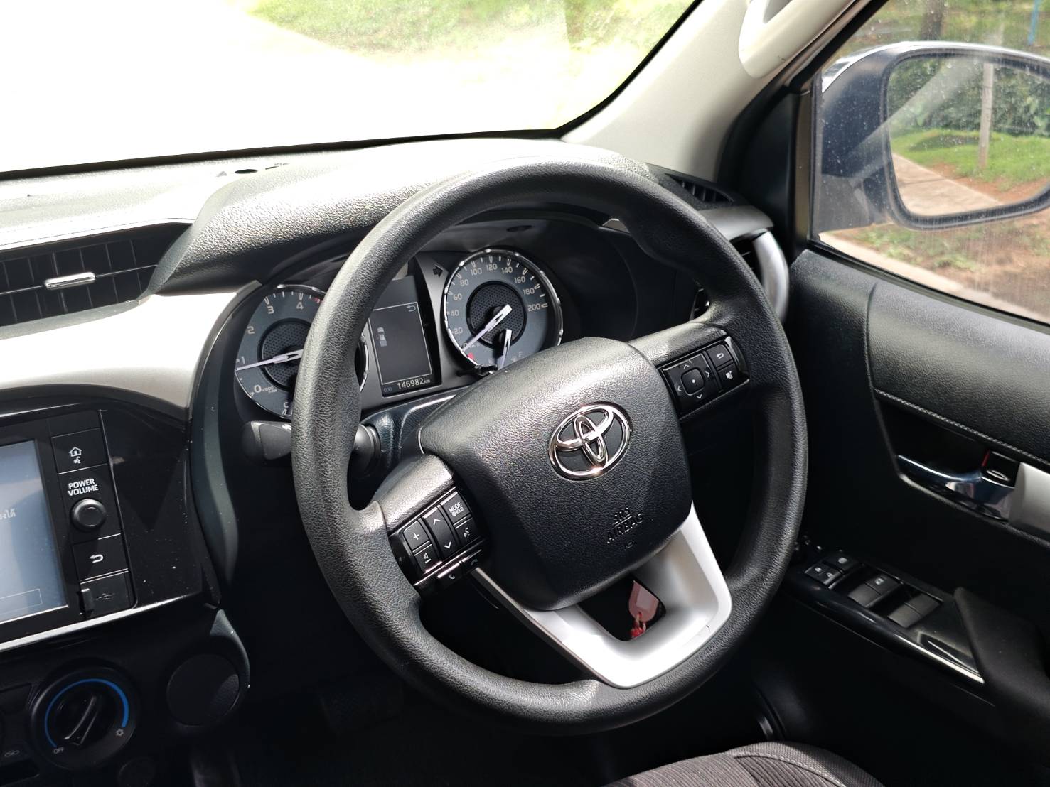 Toyota Hilux Revo Double Cab 2.4 Entry Prerunner AT 2021