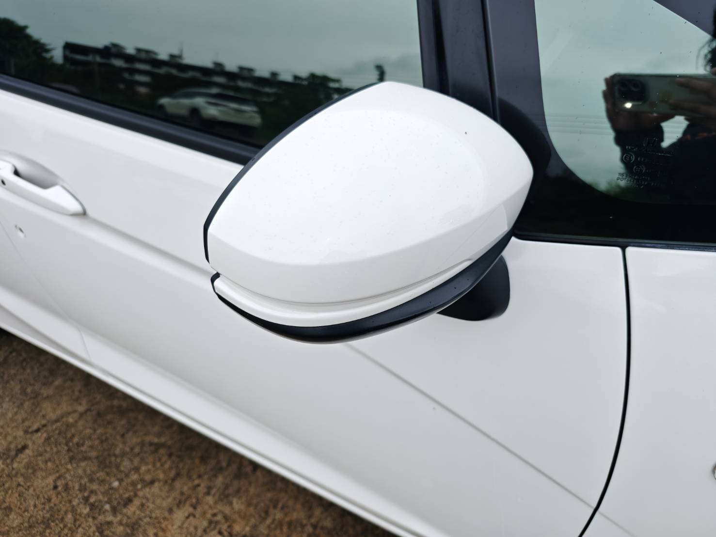 Honda Jazz 1.5 V+ Hatchback AT 2017