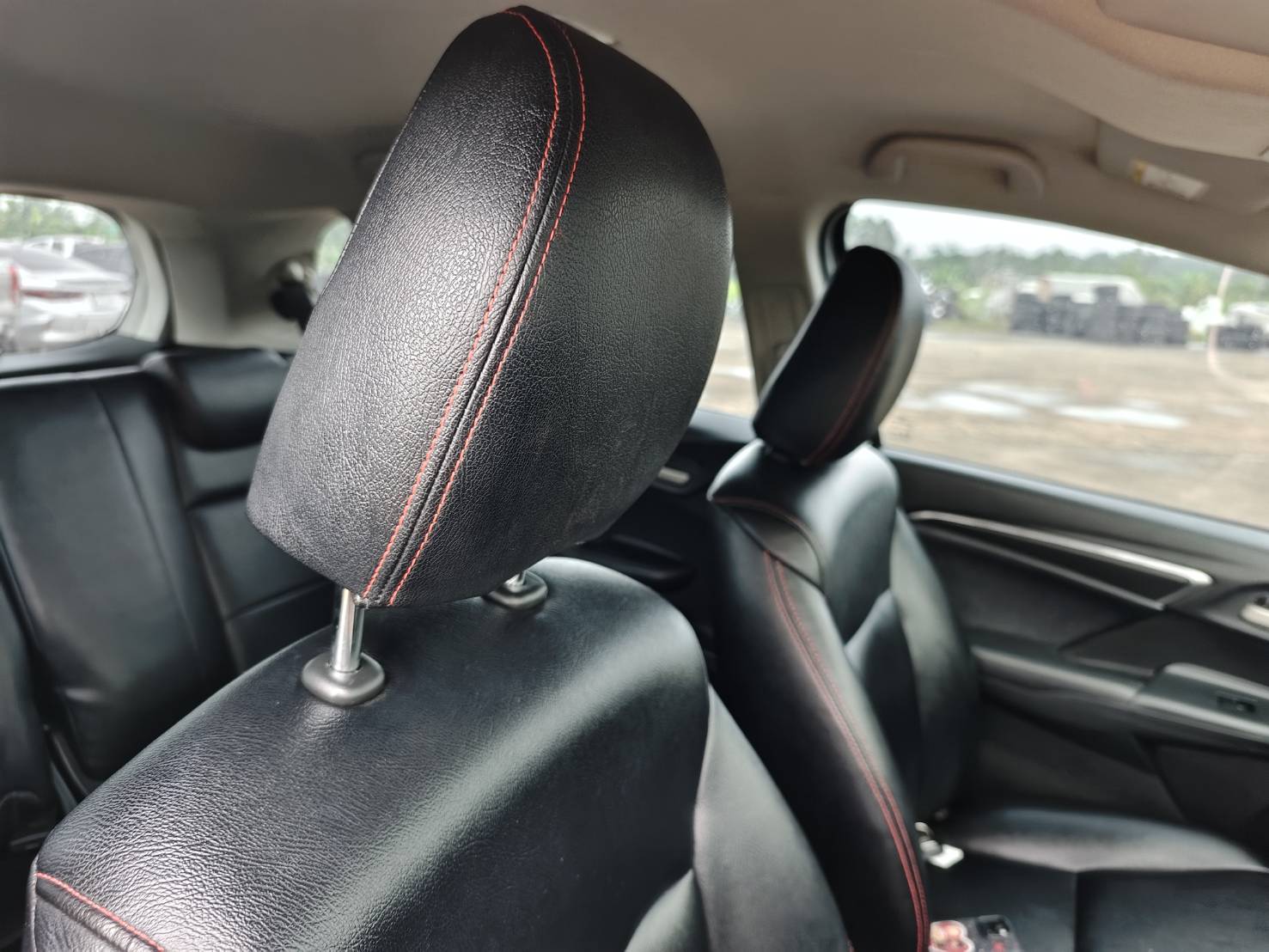 Honda Jazz 1.5 V+ Hatchback AT 2017