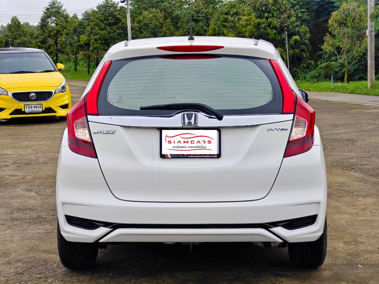 Honda Jazz 1.5 V+ Hatchback AT 2017