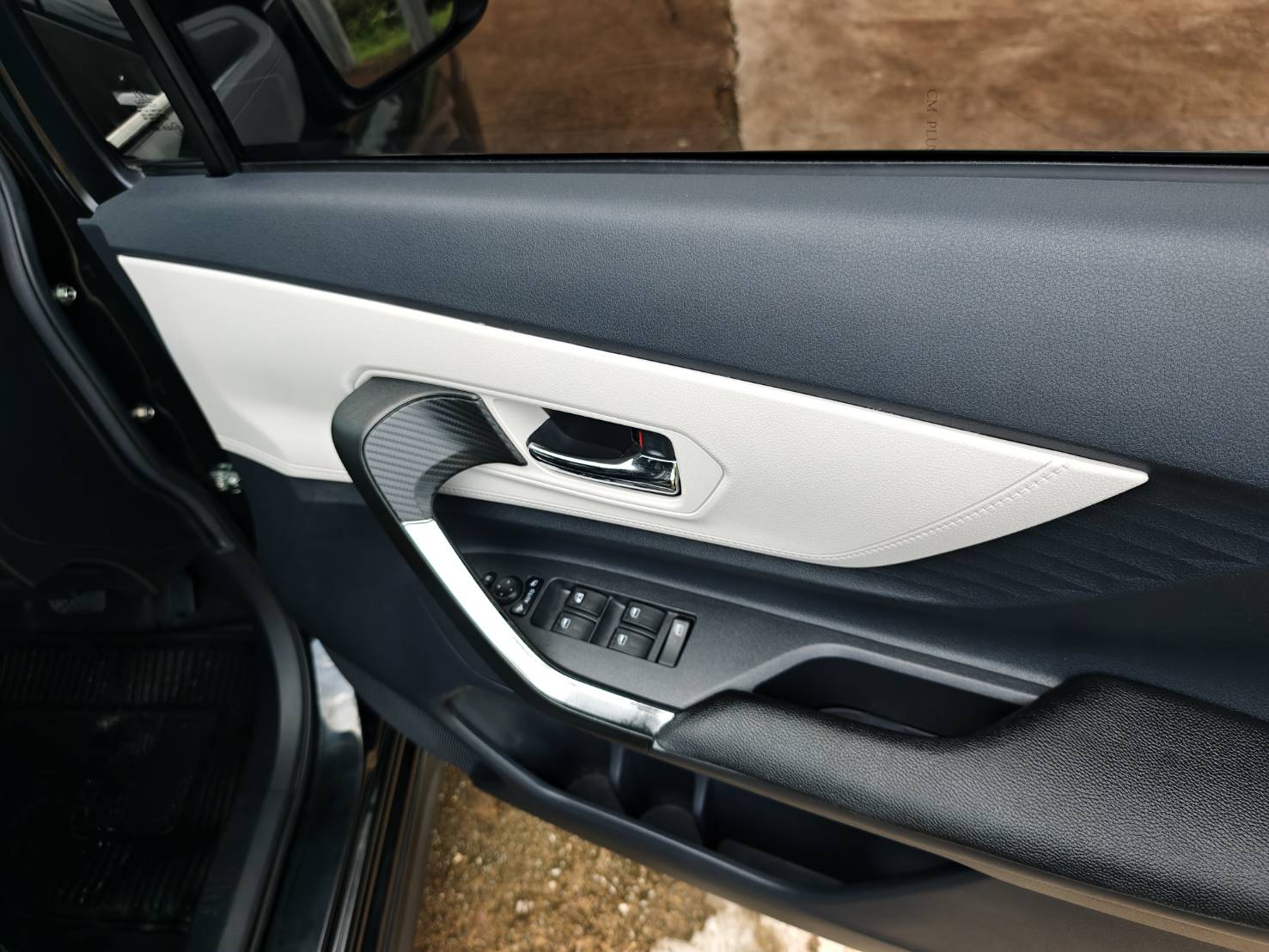 Toyota Veloz 1.5 Premium SUV AT 2024