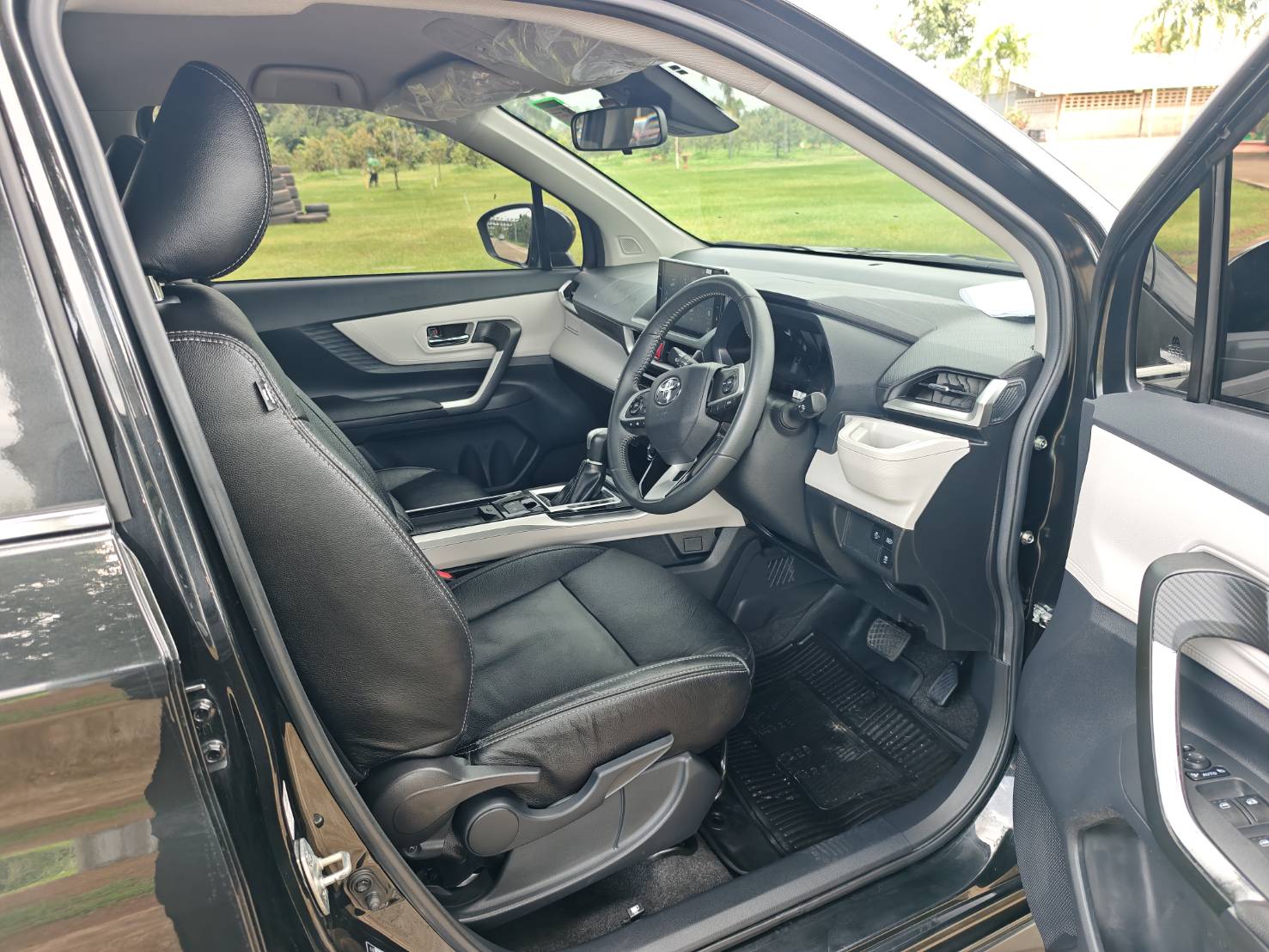 Toyota Veloz 1.5 Premium SUV AT 2024