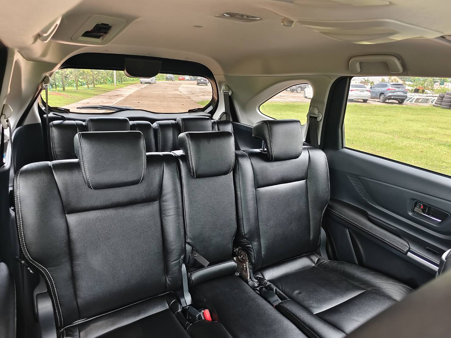 Toyota Veloz 1.5 Premium SUV AT 2024