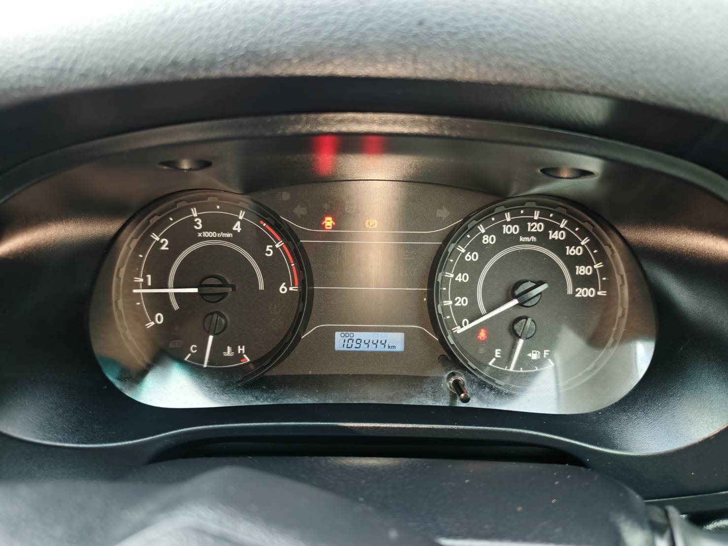 Toyota Hilux Revo 2.4 Entry Z Edition Single Cad MT 2022